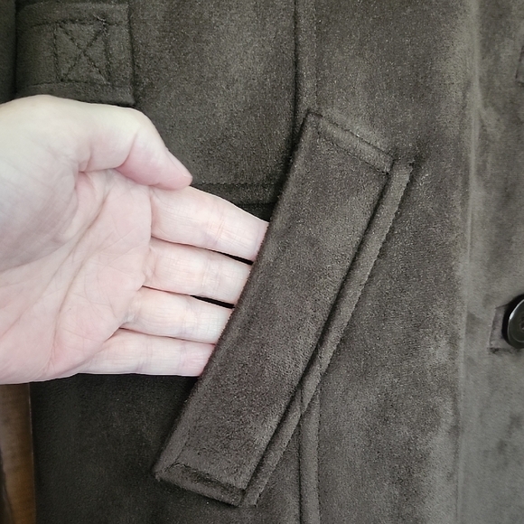 Gallery Brown Faux Fur Lined Coat Button Closure Women's Size XL - Picture 4 of 10